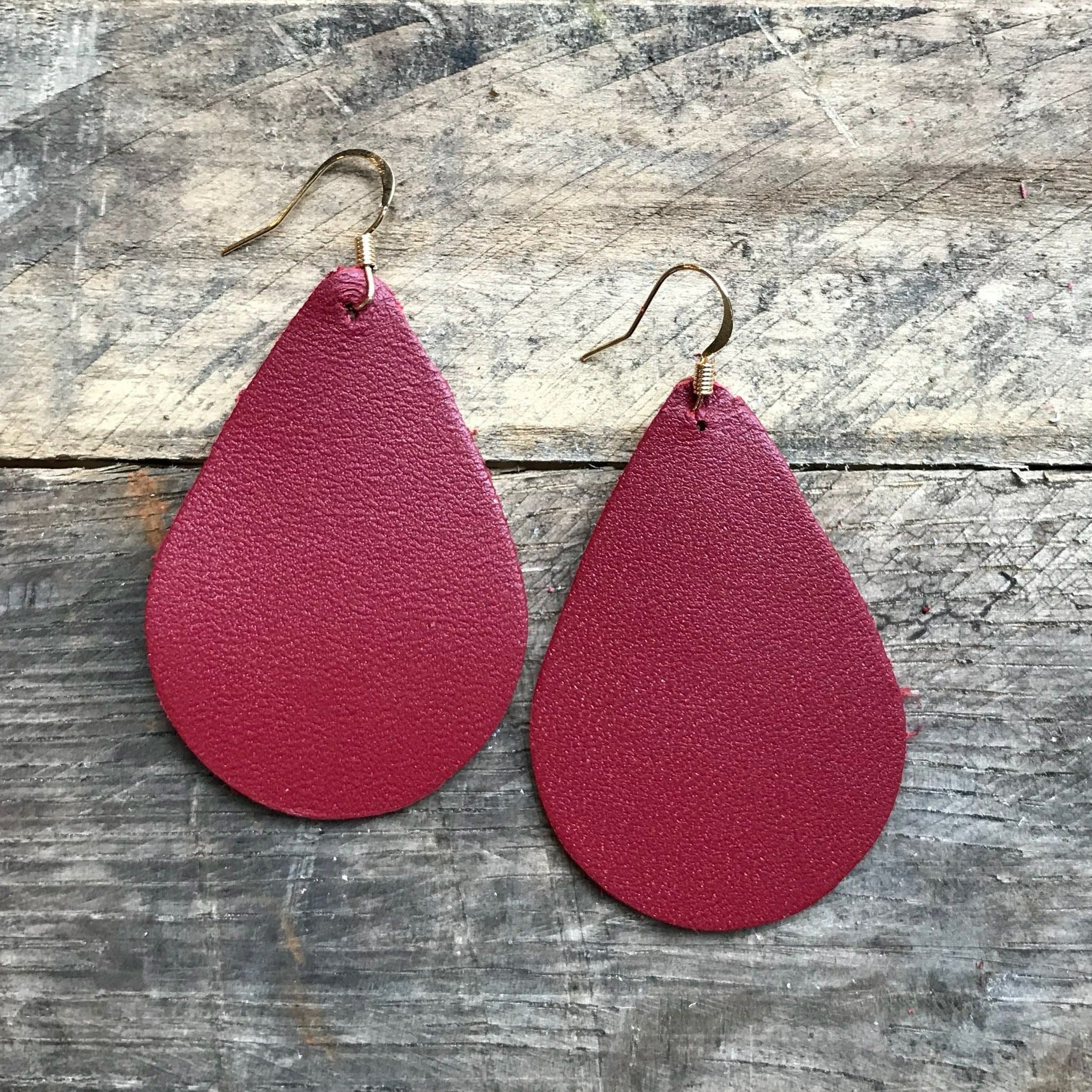 Gold maroon drop earrings | burgundy dangles – Exquistry