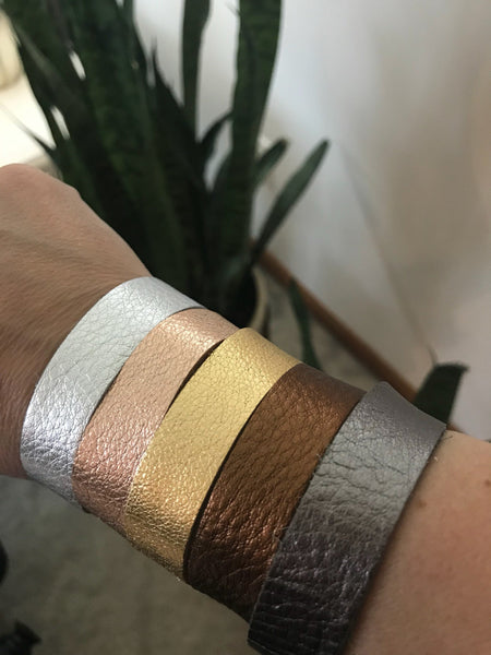 gold-thin-cuff-leather-bracelet