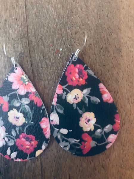 black-floral-teardrop-leather-earrings