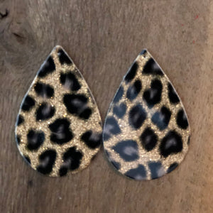 glitter-leopard-teardrop-vegan-leather-earrings-patent-black-gold