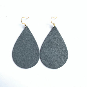 grey-teardrop-leather-earrings